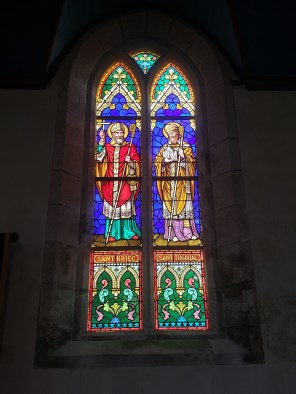 브르타뉴의 성 브리옥과 트레기에의 성 투드발_photo by Chris06_in the Church of Saint-Jean-Baptiste in Saint-Jean-Trolimon_France.jpg
